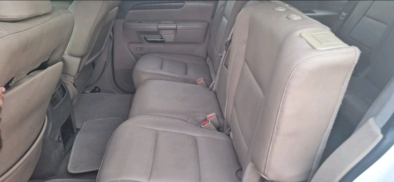 Nissan Armada - Image 7