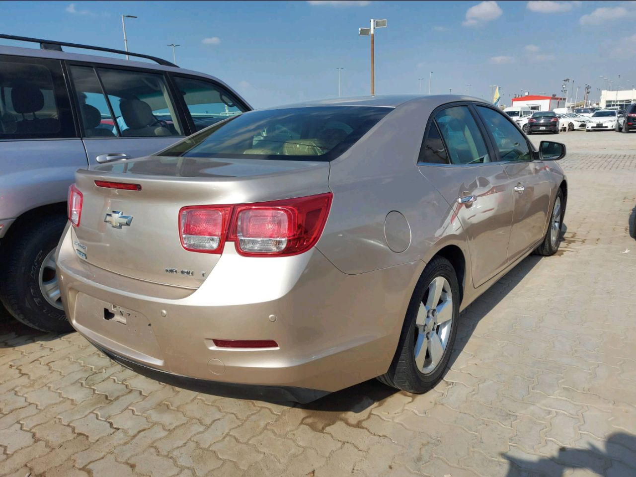 Chevrolet Malibu - Image 4