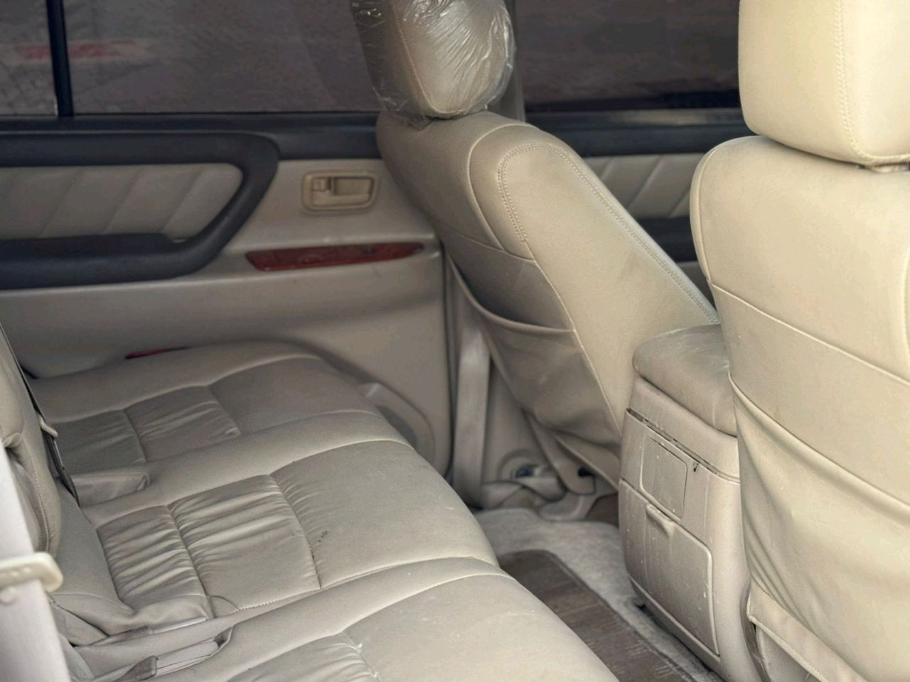 Toyota Land Cruiser - Image 6