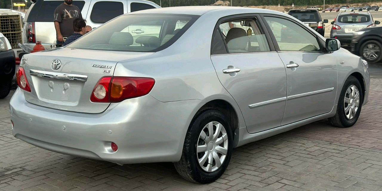Toyota Corolla - Image 6