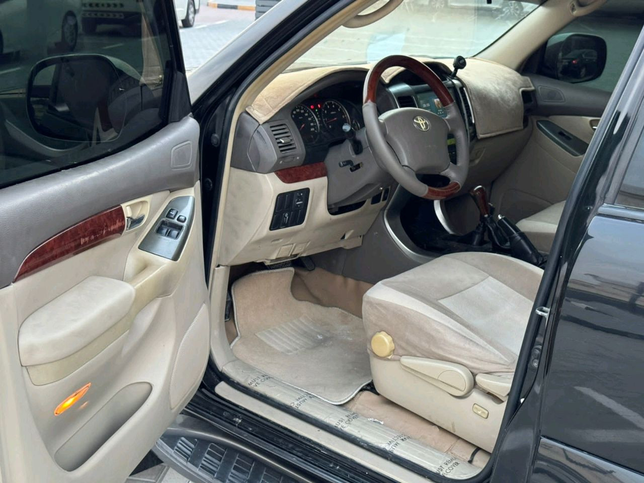 Toyota Prado - Image 12