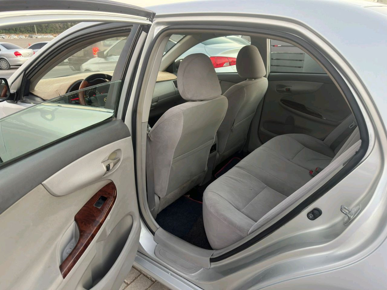 Toyota Corolla - Image 7