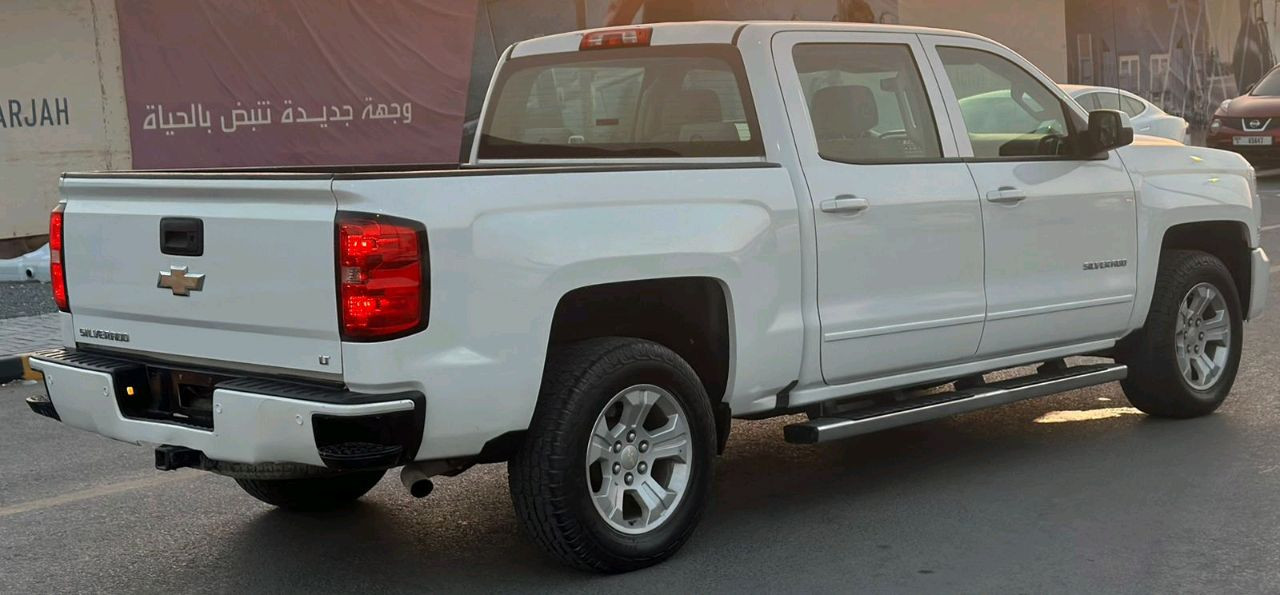 Chevrolet Silverado - Image 5