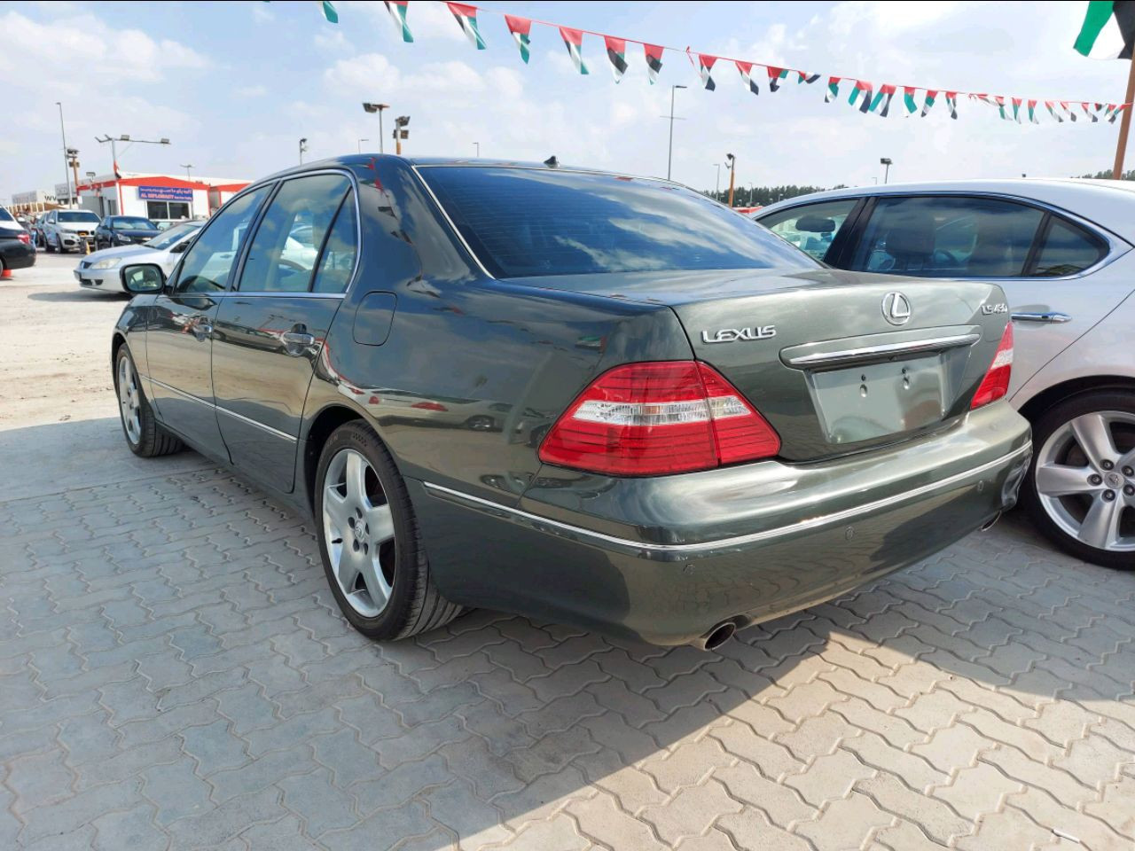 Lexus LS-Series - Image 3