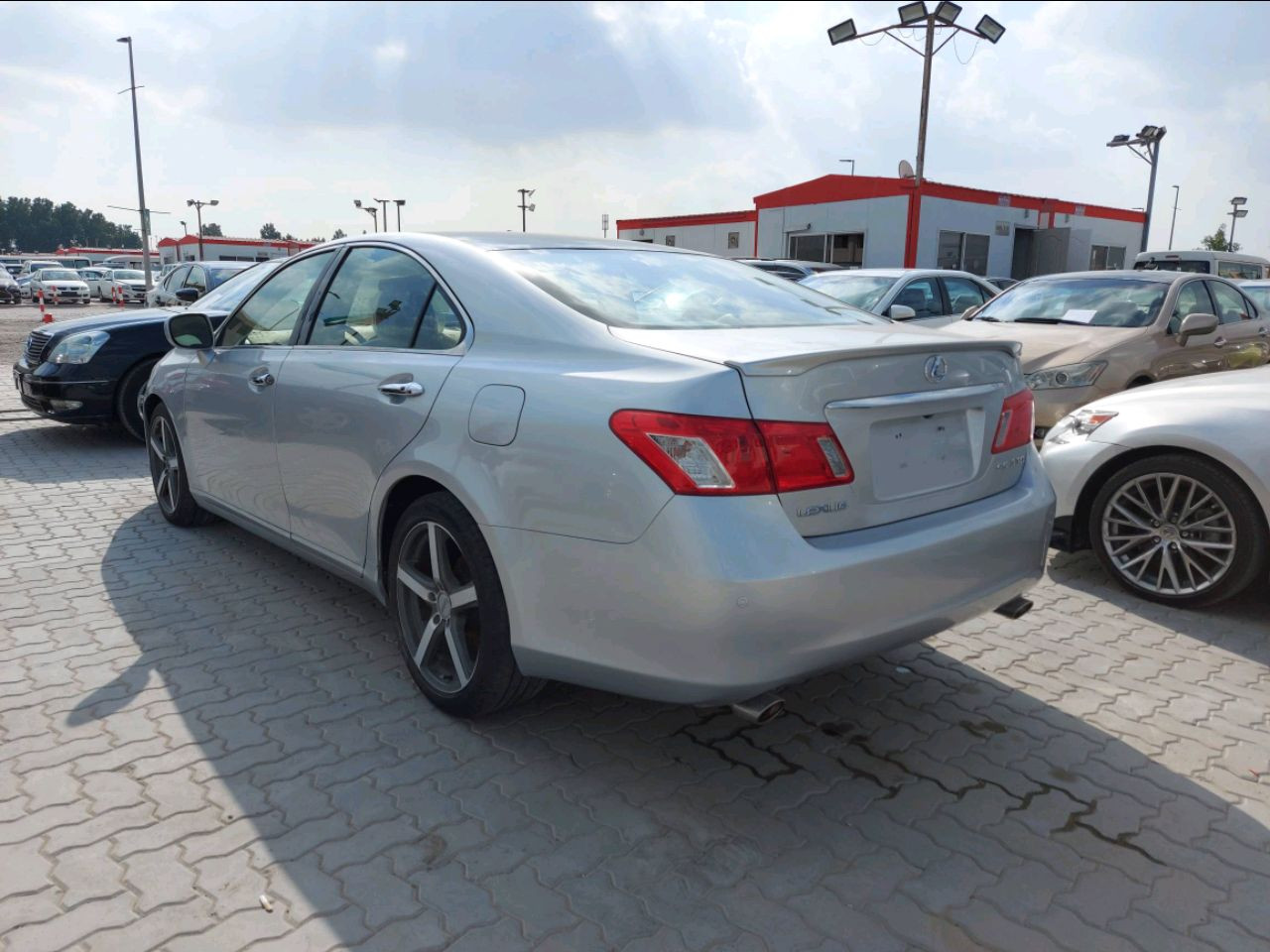 Lexus ES-Series - Image 3