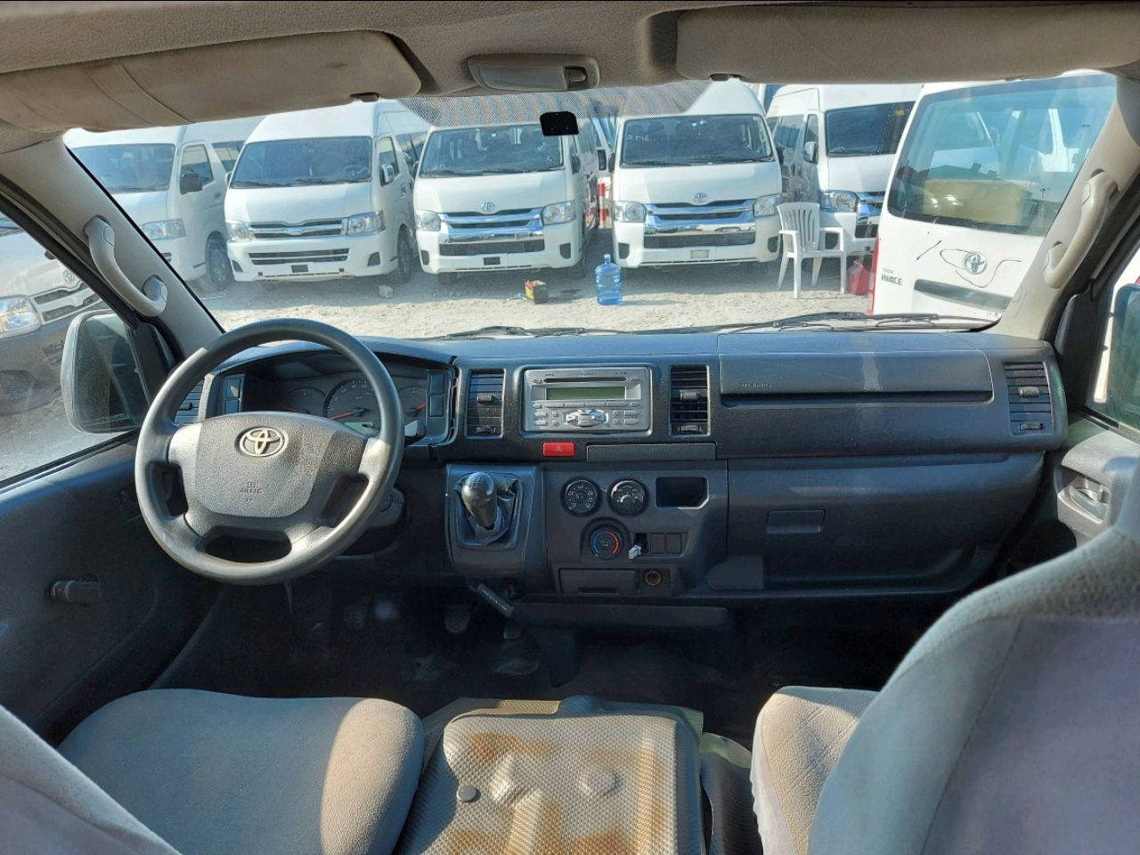Toyota Hiace - Image 6