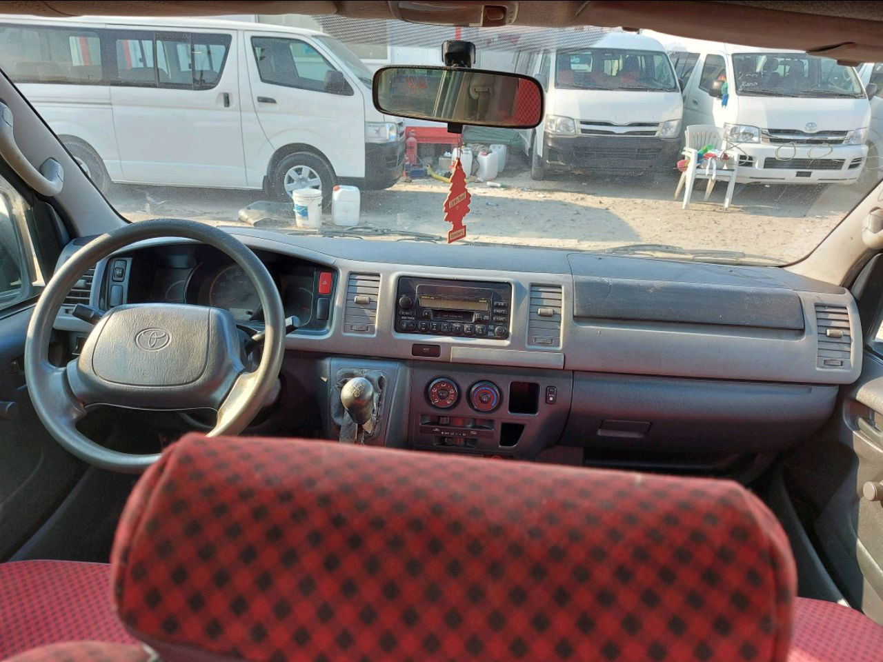 Toyota Hiace - Image 3