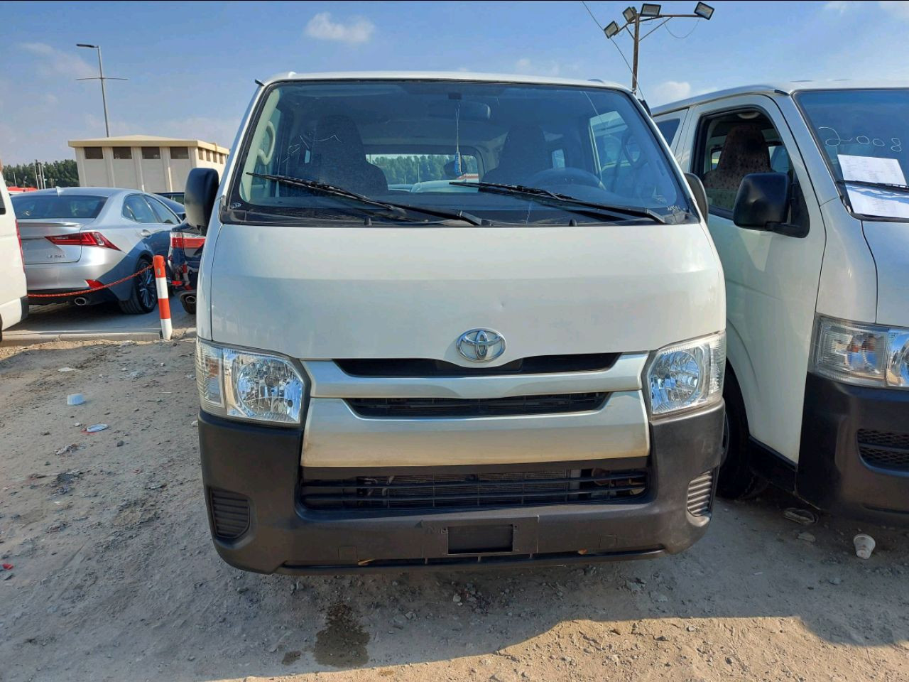 Toyota Hiace - Image 3
