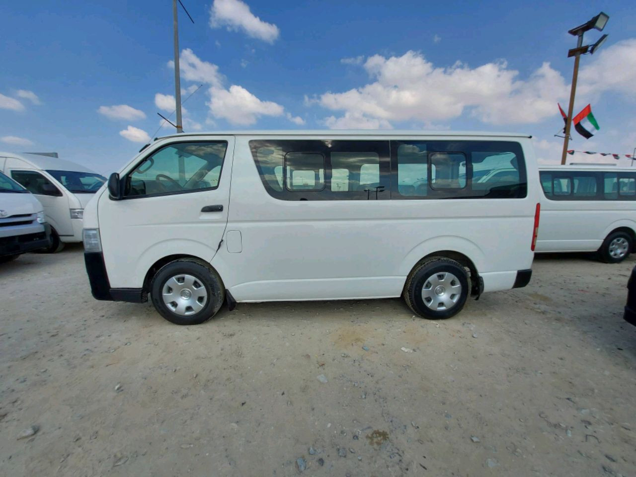 Toyota Hiace - Image 4