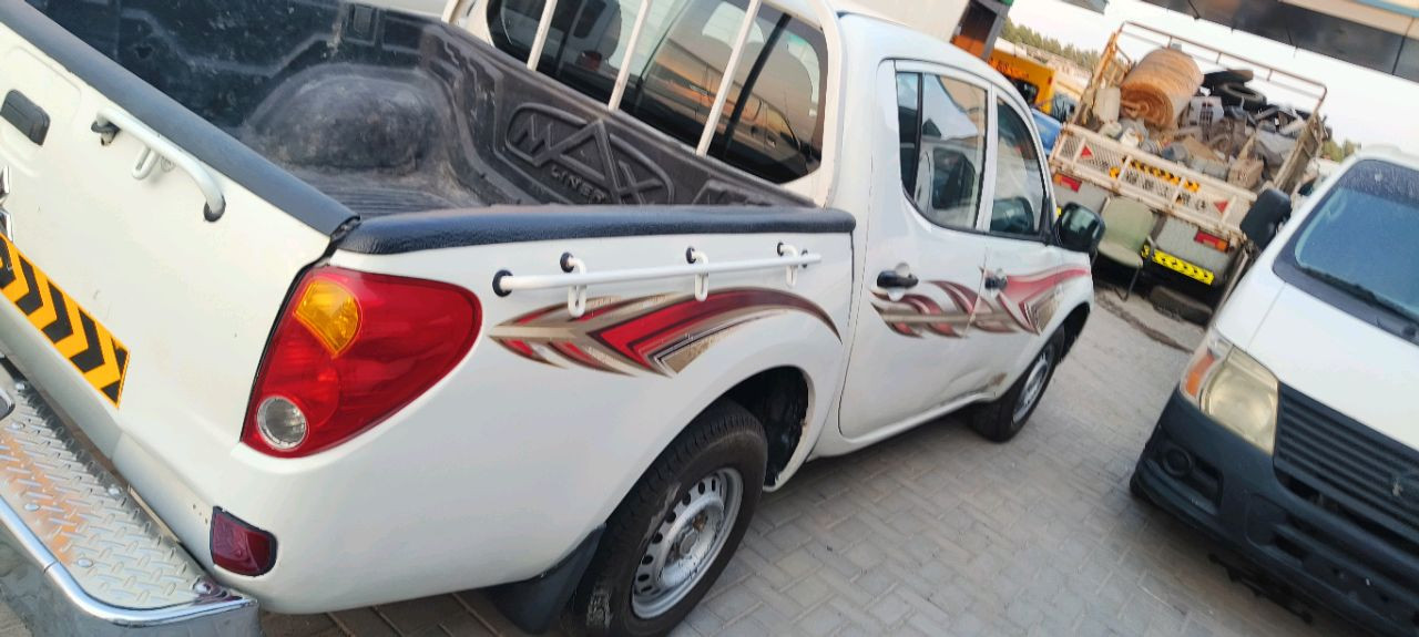 Mitsubishi L200 - Image 4