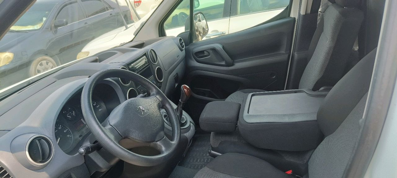 Peugeot Partner - Image 4