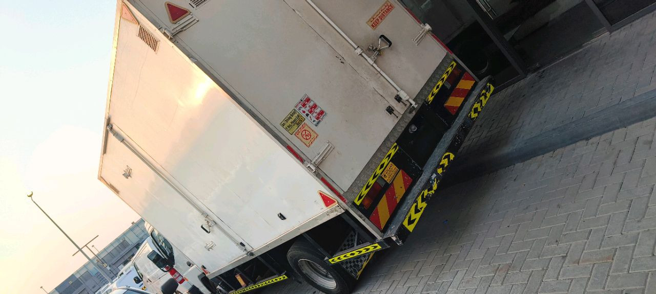 Mitsubishi Canter - Image 7