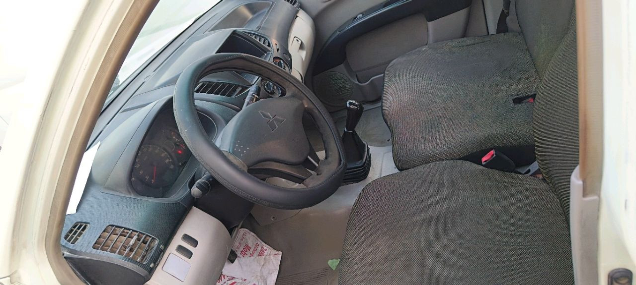 Mitsubishi L200 - Image 7