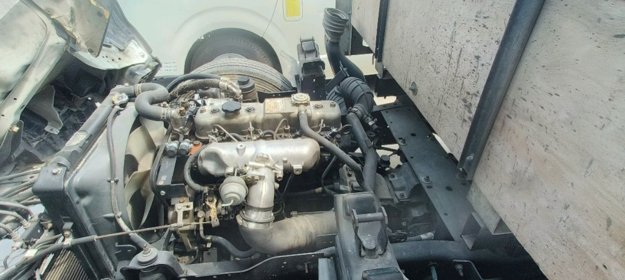 Isuzu MU-X - Image 8