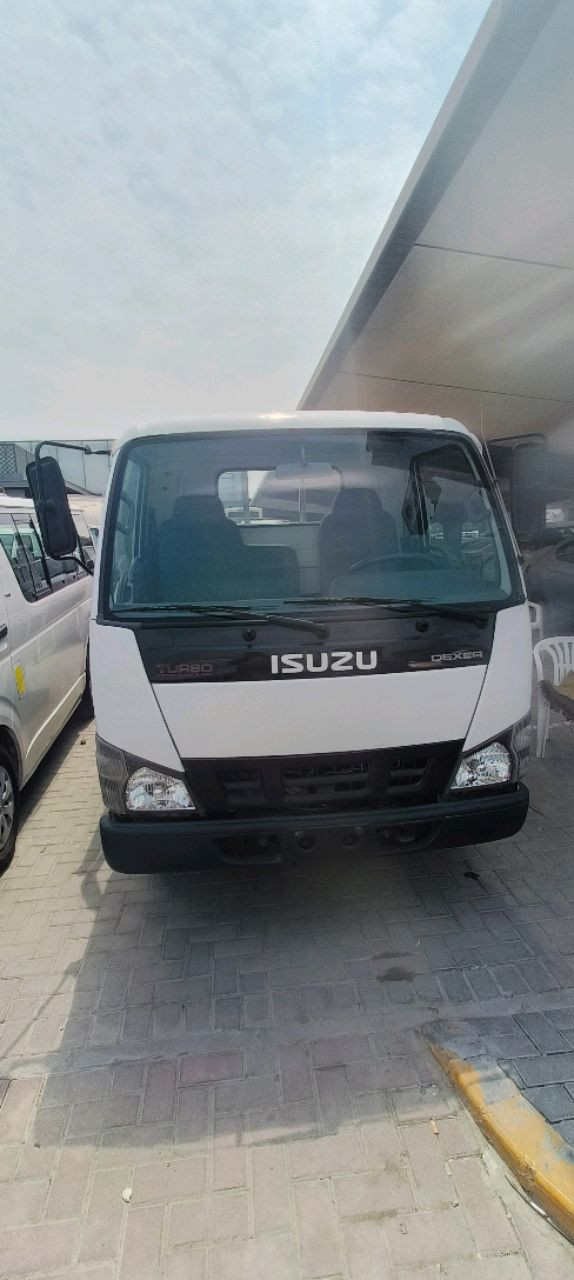 Isuzu MU-X - Image 3