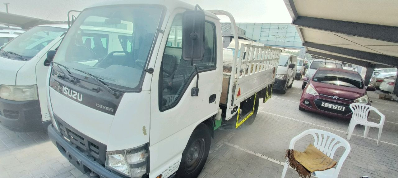Isuzu MU-X - Image 4