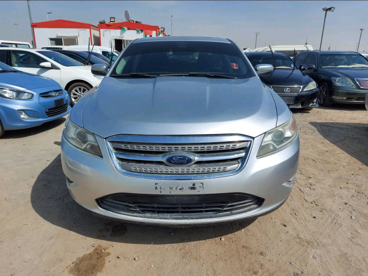 Ford Expedition - Image 5