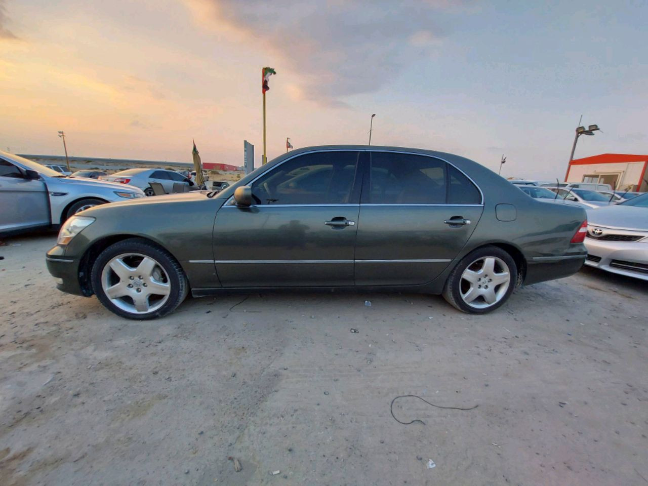Lexus LS-Series - Image 4