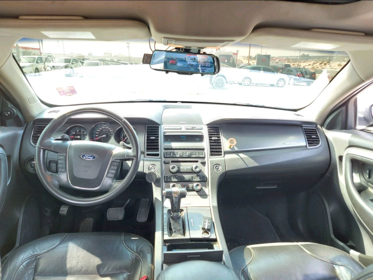 Ford Expedition - Image 2