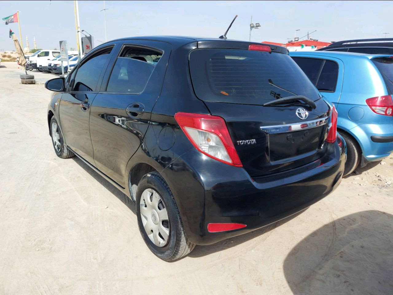 Toyota Yaris - Image 2