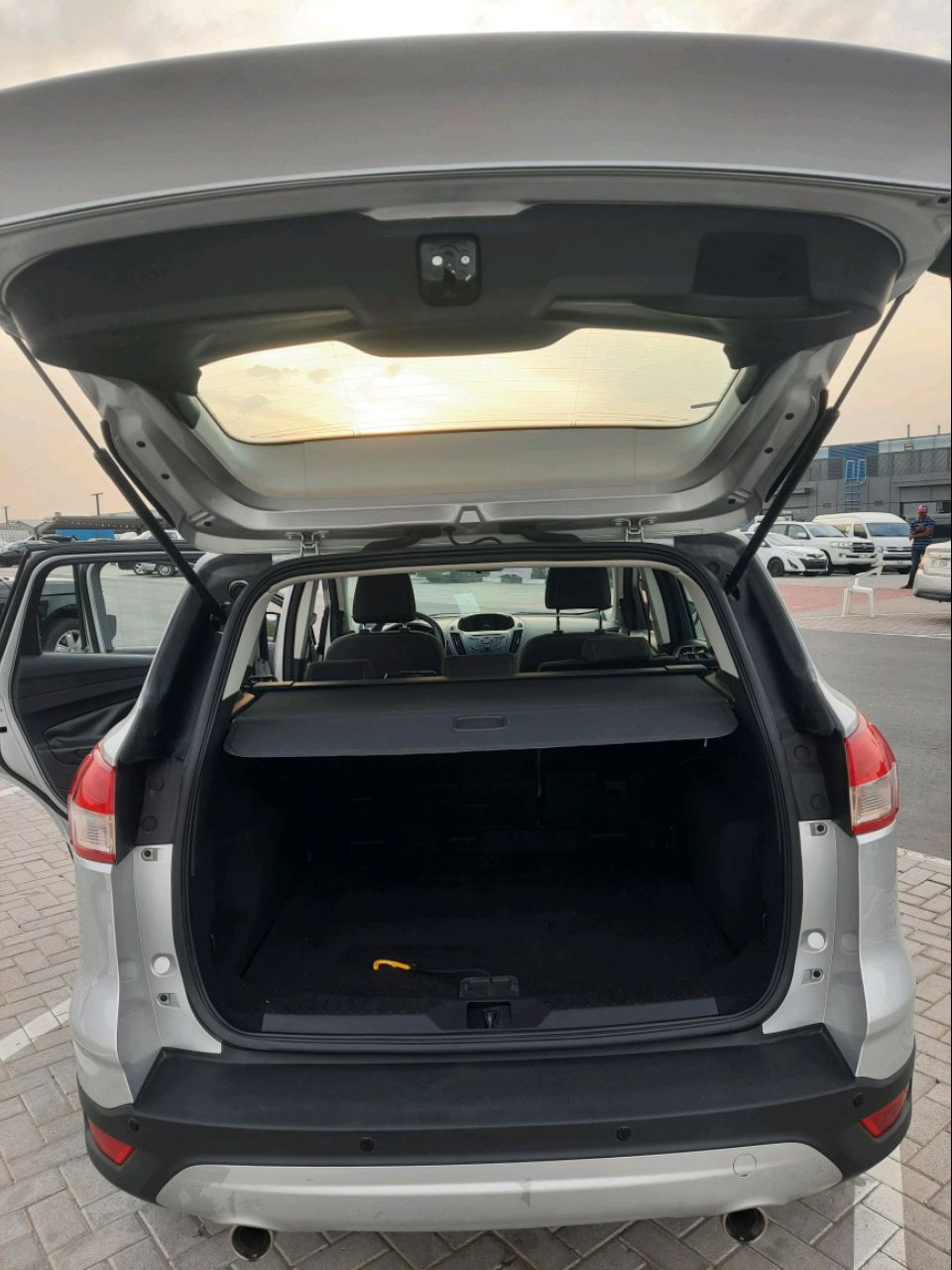 Ford Escape - Image 8