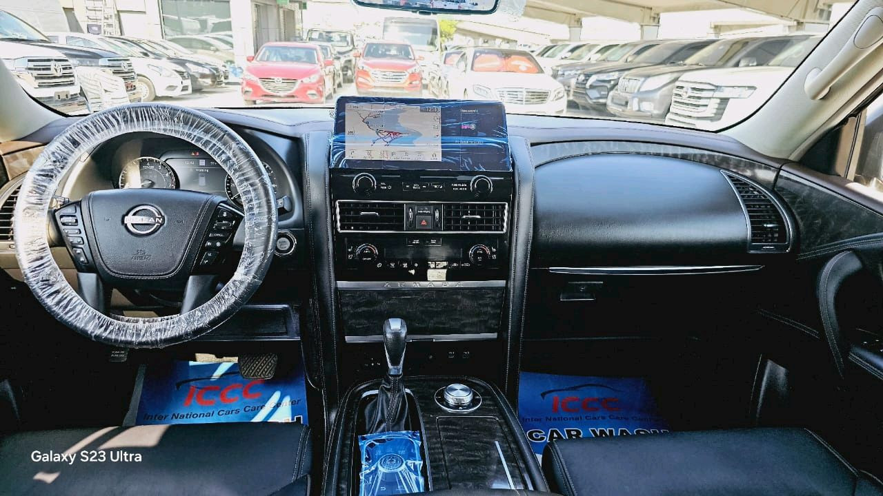 Nissan Armada - Image 7