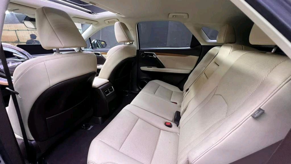 Lexus RX-Series - Image 6