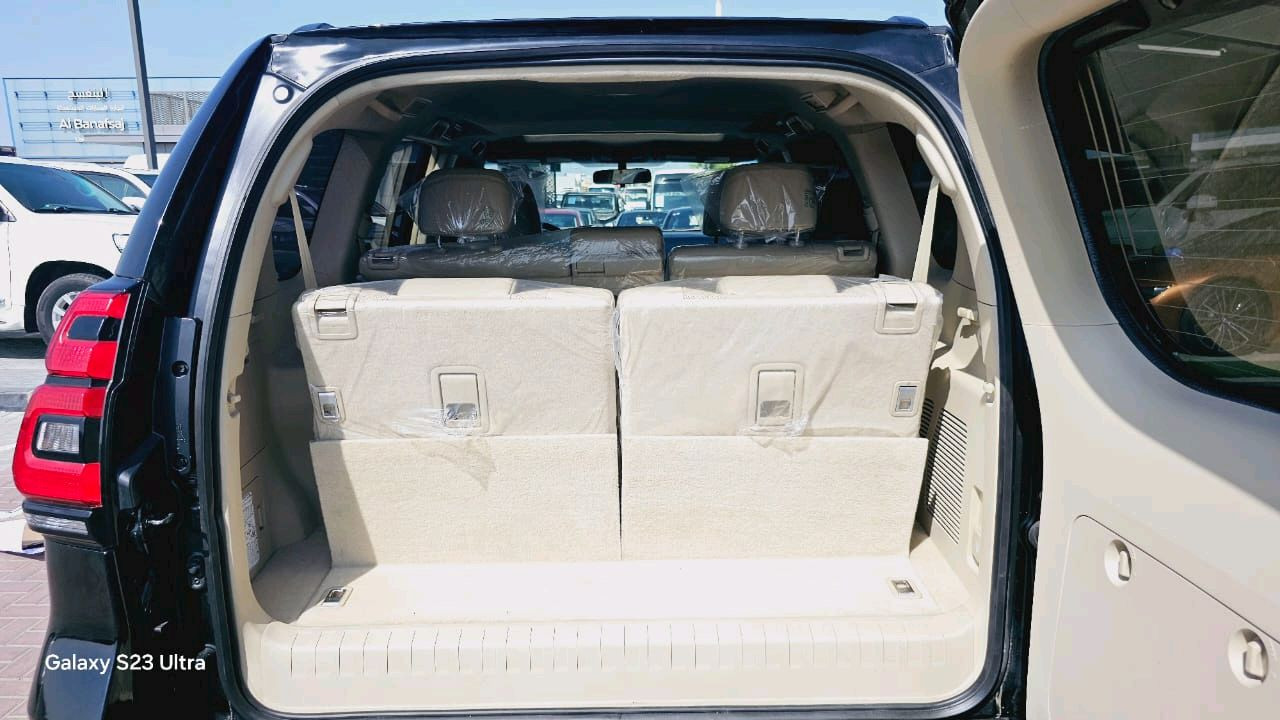 Toyota Prado - Image 10
