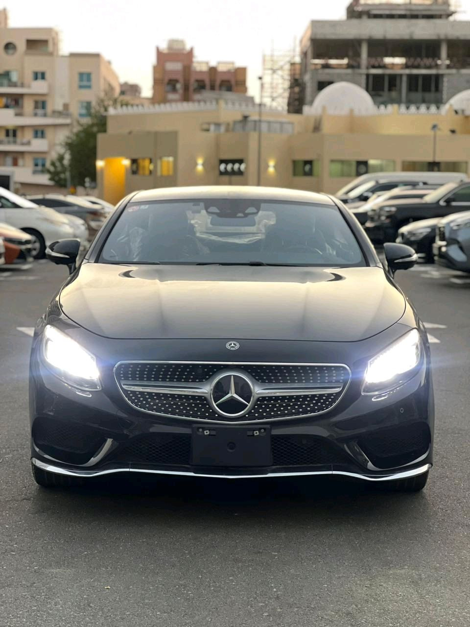 Mercedes Benz S-Class - Image 9