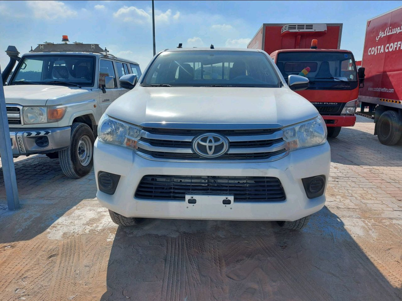 Toyota Hilux - Image 5