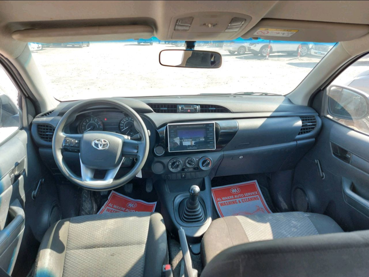 Toyota Hilux - Image 6