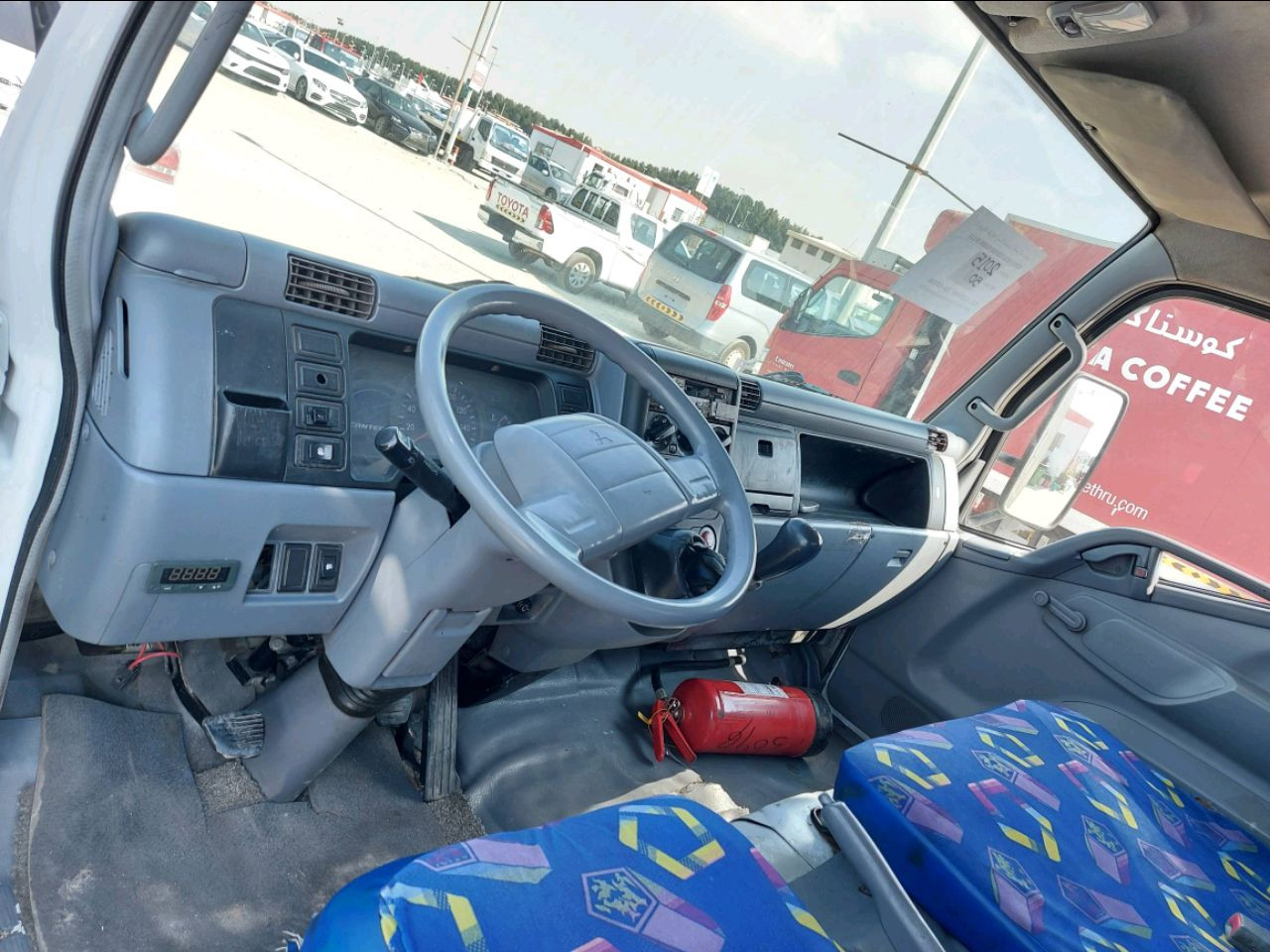 Mitsubishi Canter - Image 6