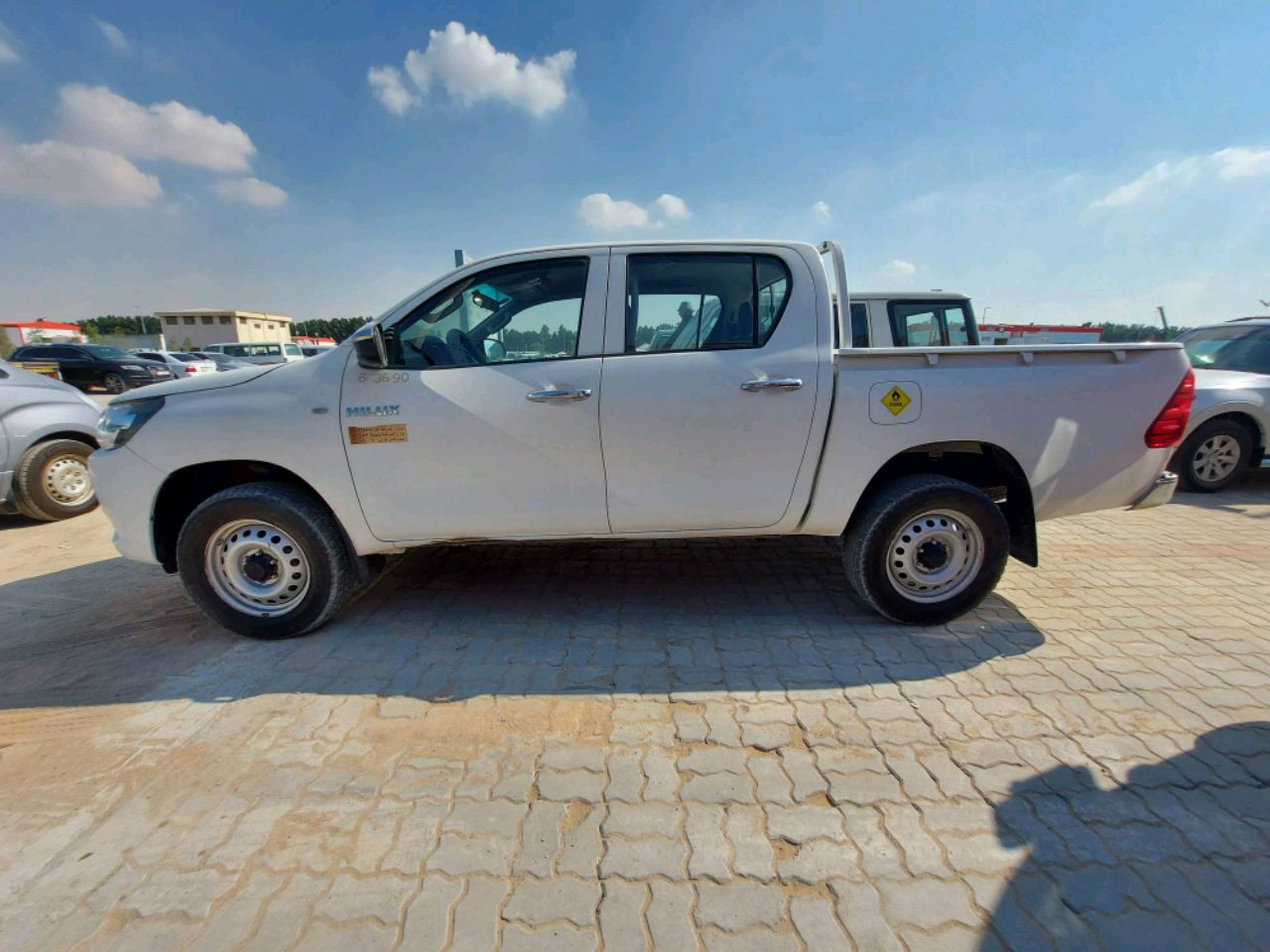 Toyota Hilux - Image 4