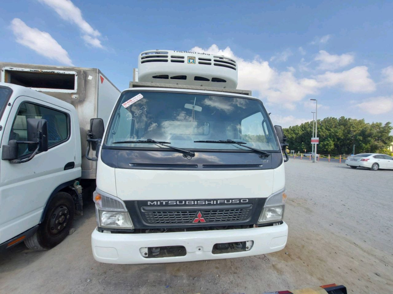 Mitsubishi Canter - Image 2