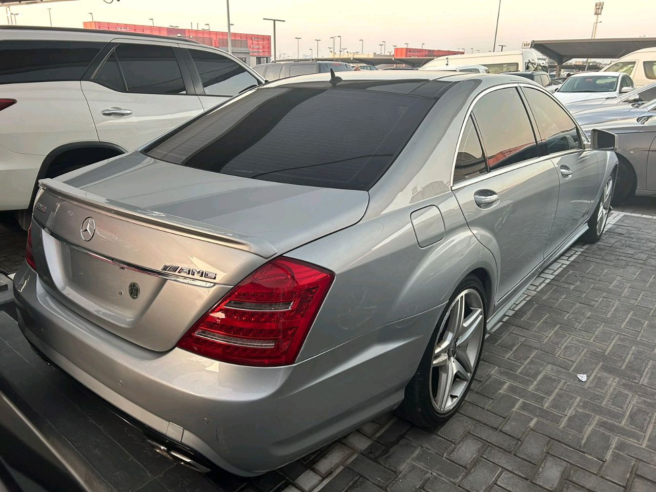 Mercedes Benz S-Class - Image 5