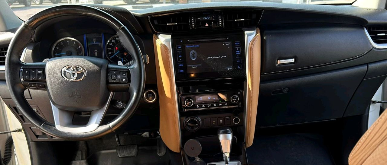 Toyota Fortuner - Image 4