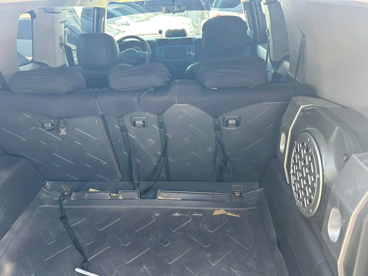 Toyota FJ Cruiser - Image 8