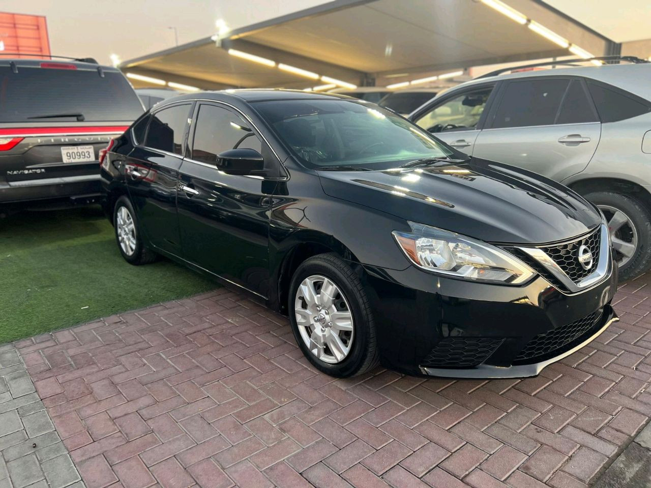Nissan Sentra - Image 7
