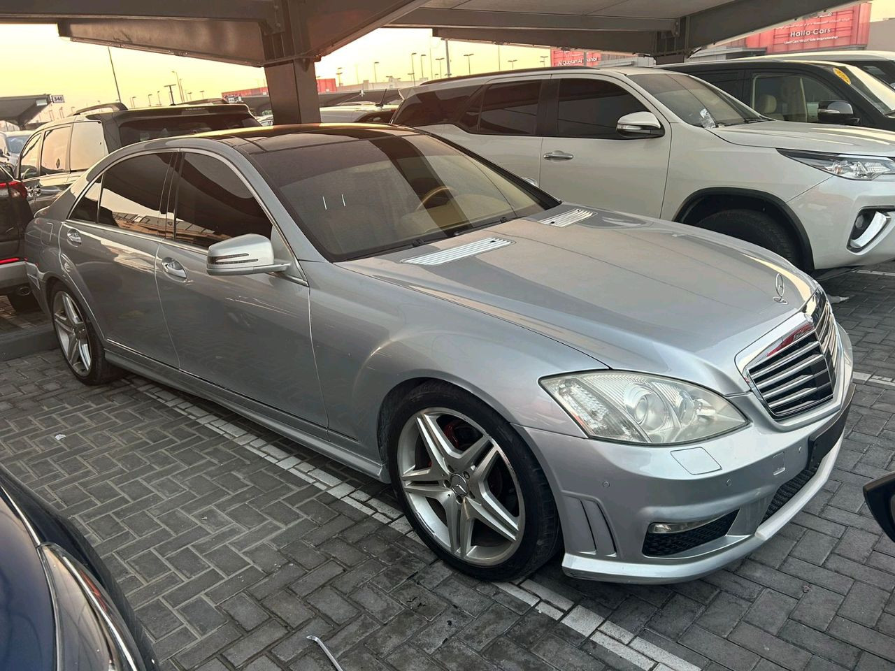 Mercedes Benz S-Class - Image 9