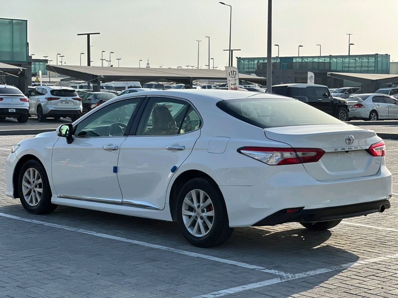 Toyota Camry - Image 7