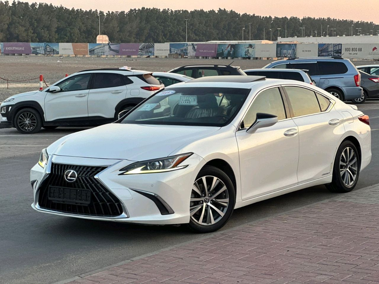 Lexus ES-Series - Image 8