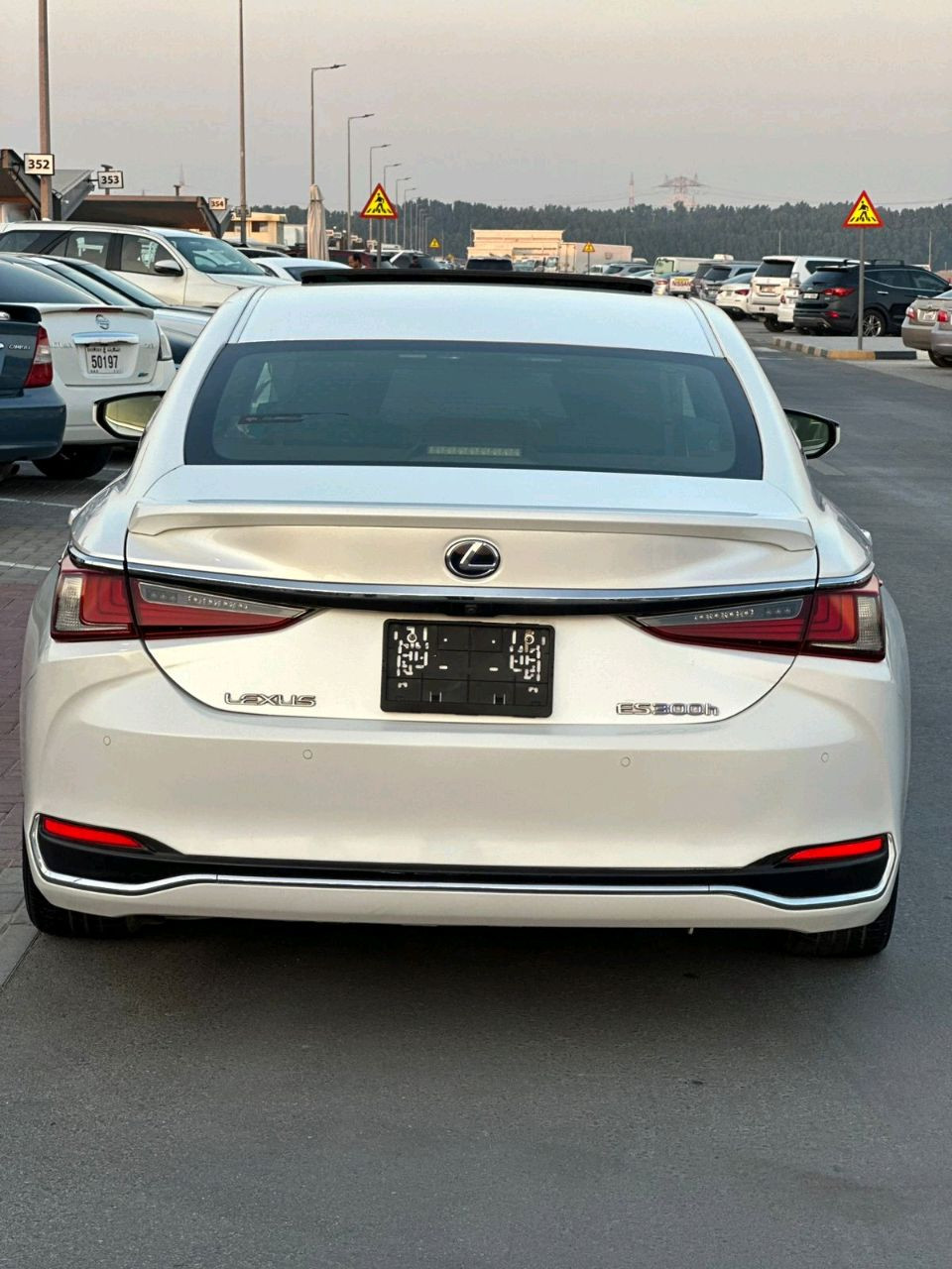 Lexus ES-Series - Image 3
