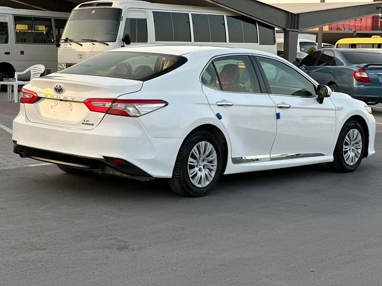 Toyota Camry - Image 11