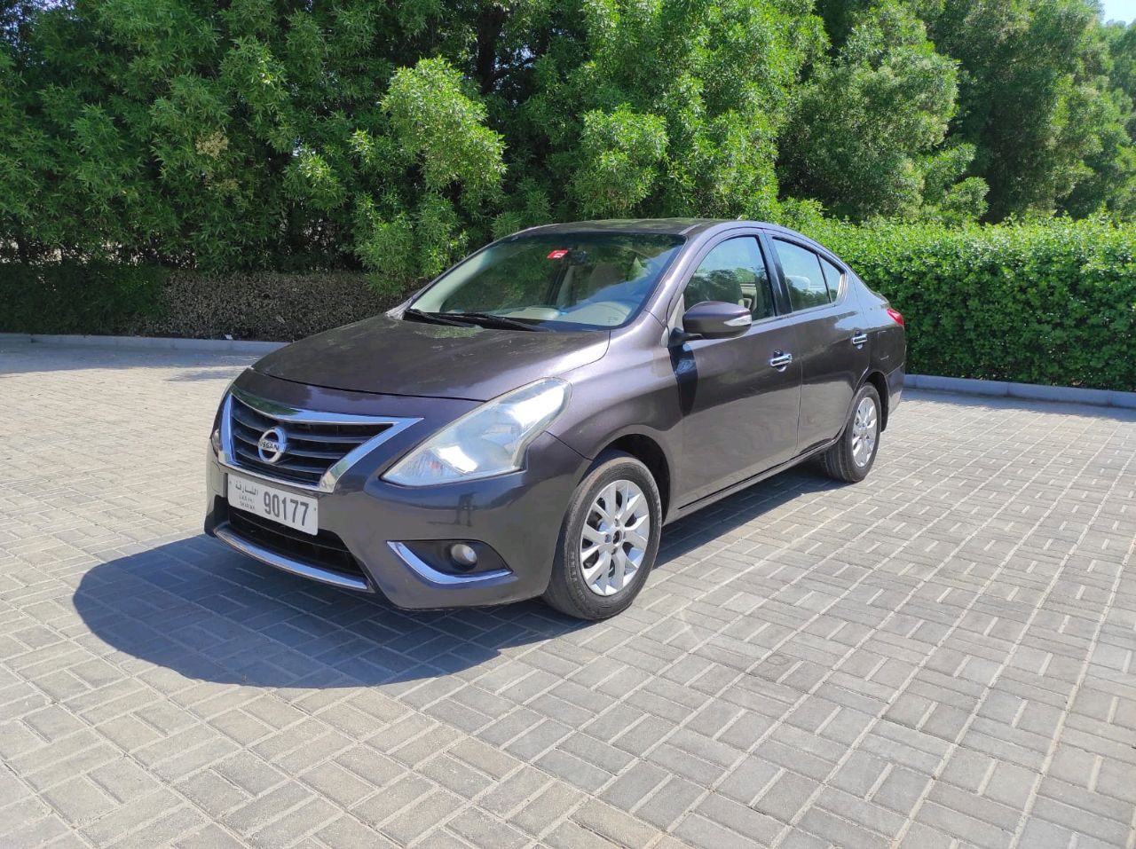 Nissan Sunny - Image 6