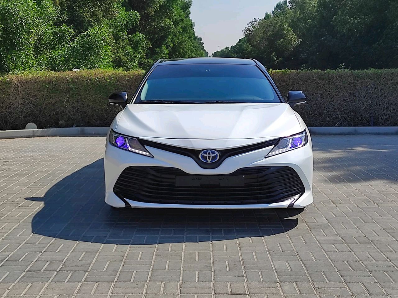 Toyota Camry - Image 10
