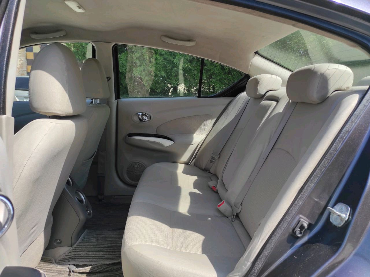 Nissan Sunny - Image 3