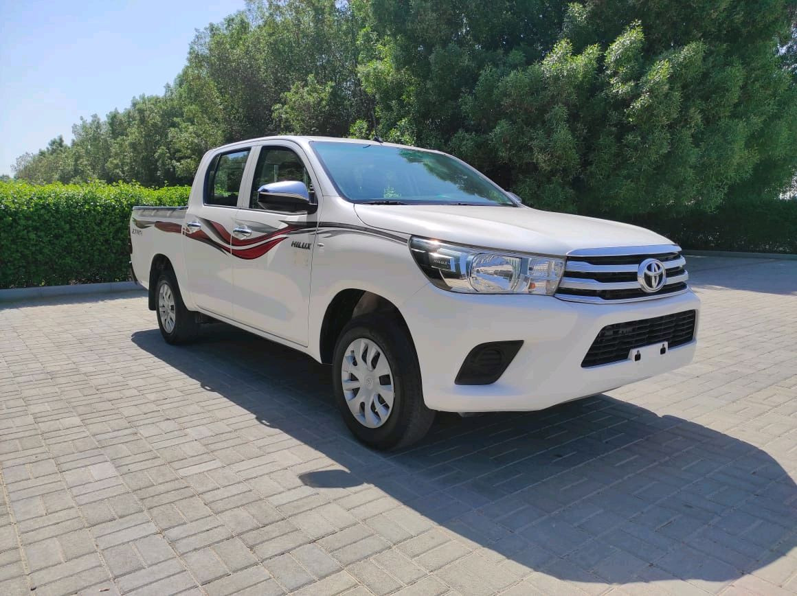 Toyota Hilux - Image 10