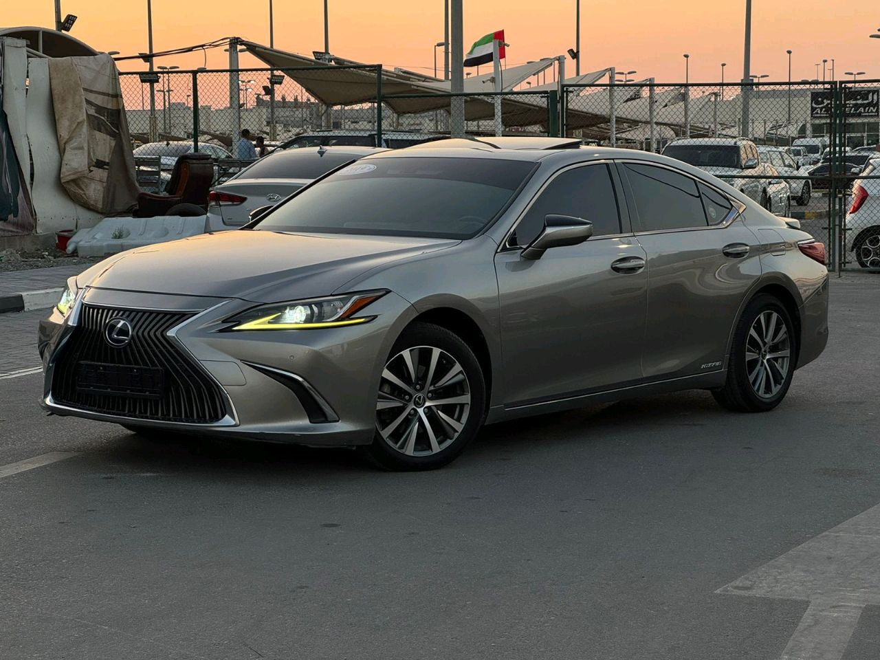 Lexus ES-Series - Image 14