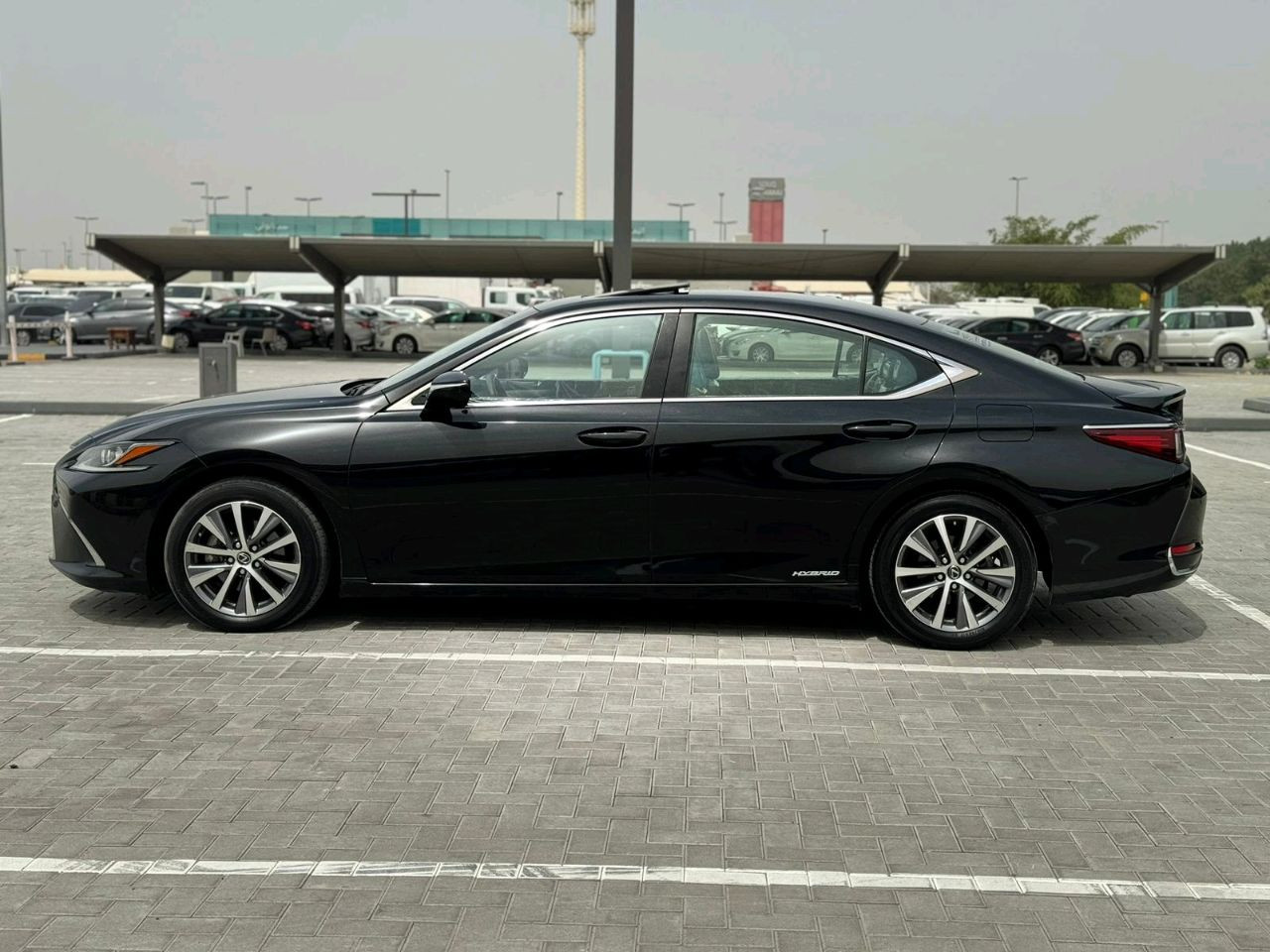 Lexus ES-Series - Image 9