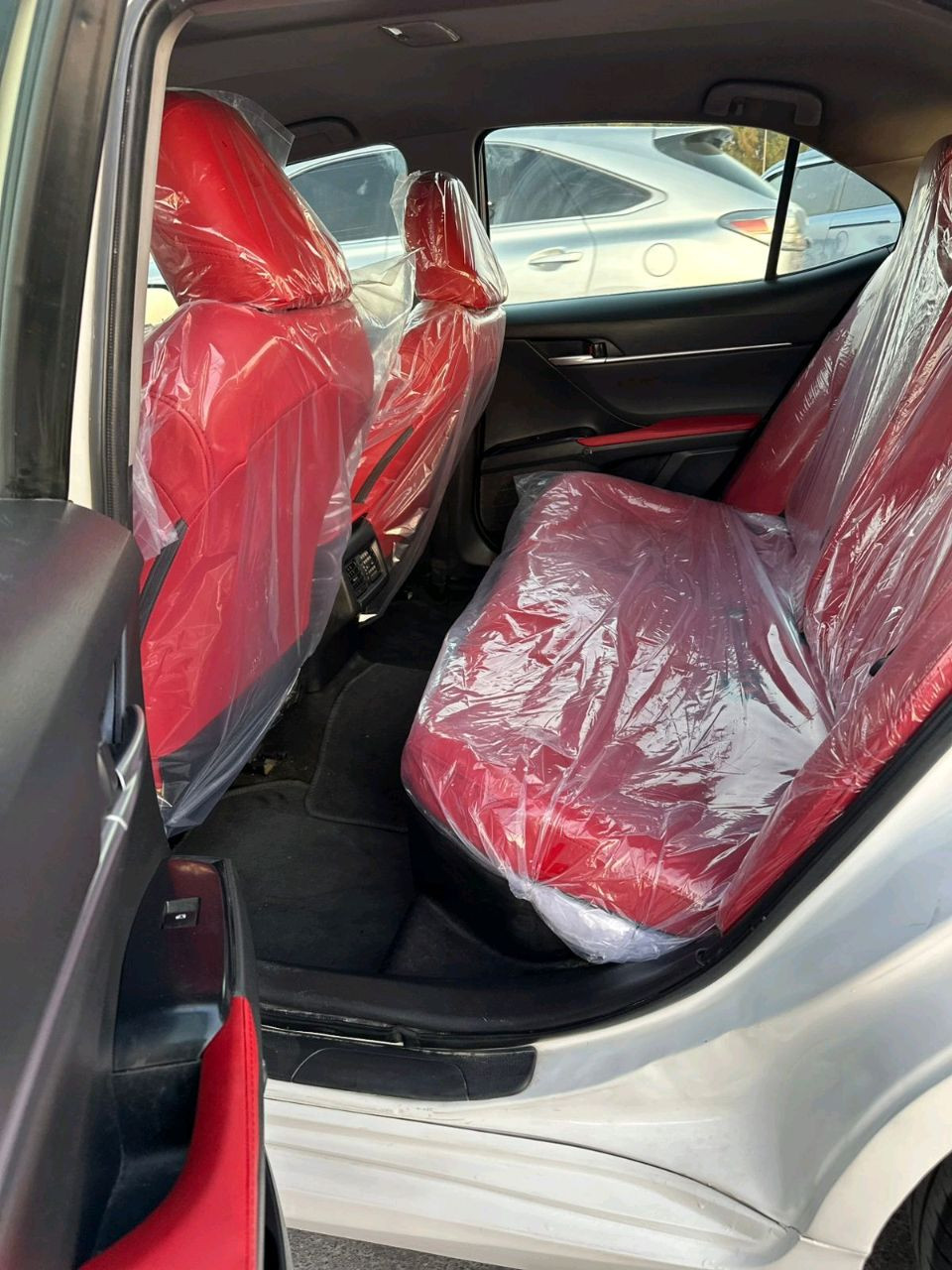 Toyota Camry - Image 13